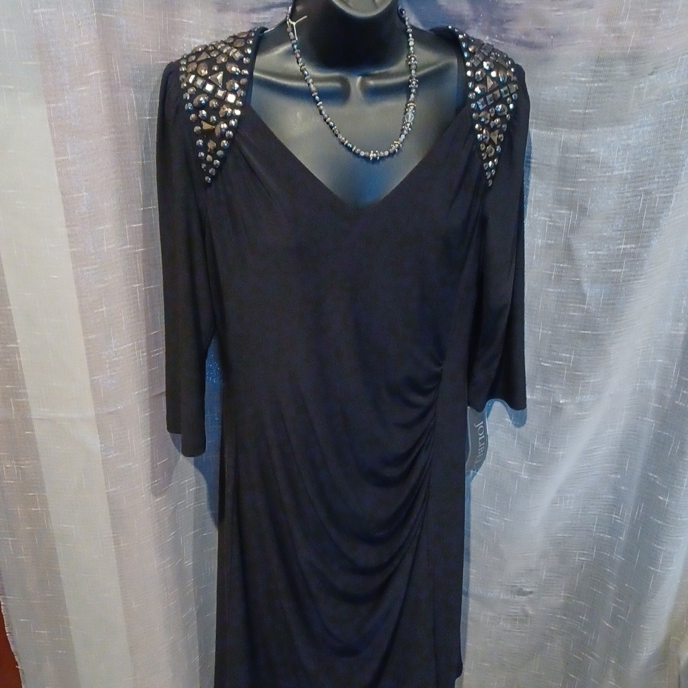 Jolibel Women’s formal dress, black, Size 10, ruching in front, rhinestones